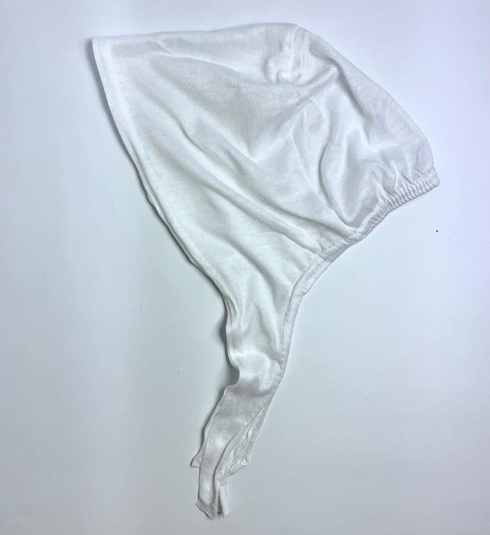 Underscarf Tie Back-White