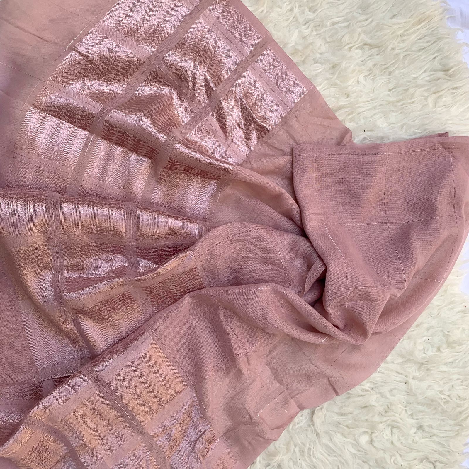 Jacquard Lawn-Muted Pink